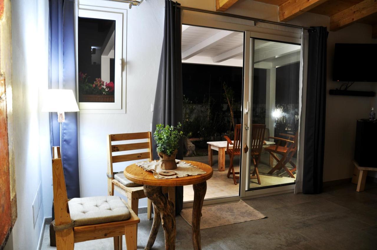 B&B Les Chambres Rooms & Suite Santa Teresa Gallura Exterior photo