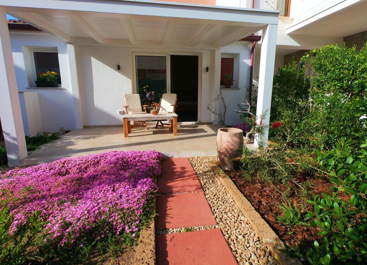 B&B Les Chambres Rooms & Suite Santa Teresa Gallura Exterior photo