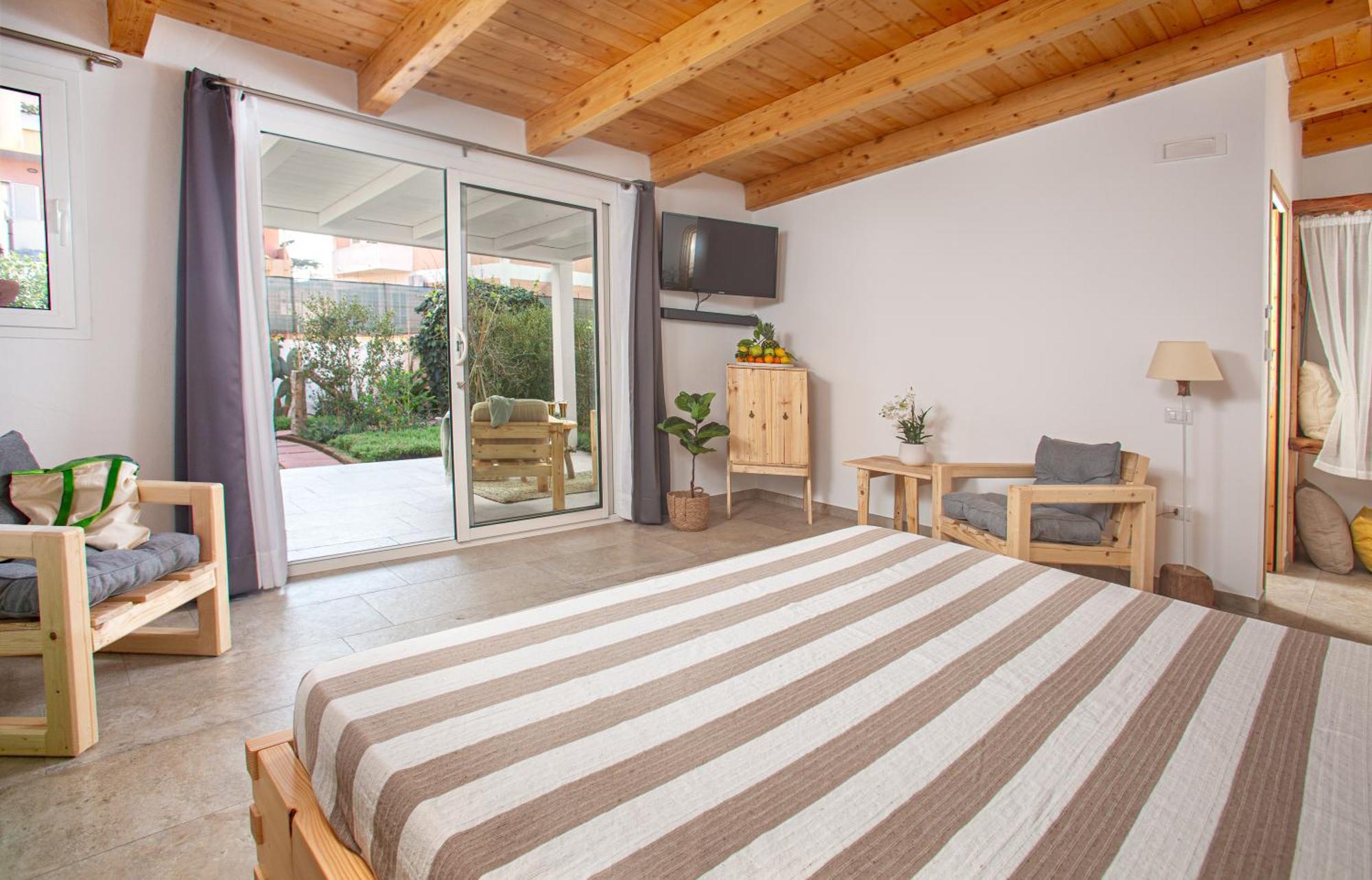 B&B Les Chambres Rooms & Suite Santa Teresa Gallura Exterior photo