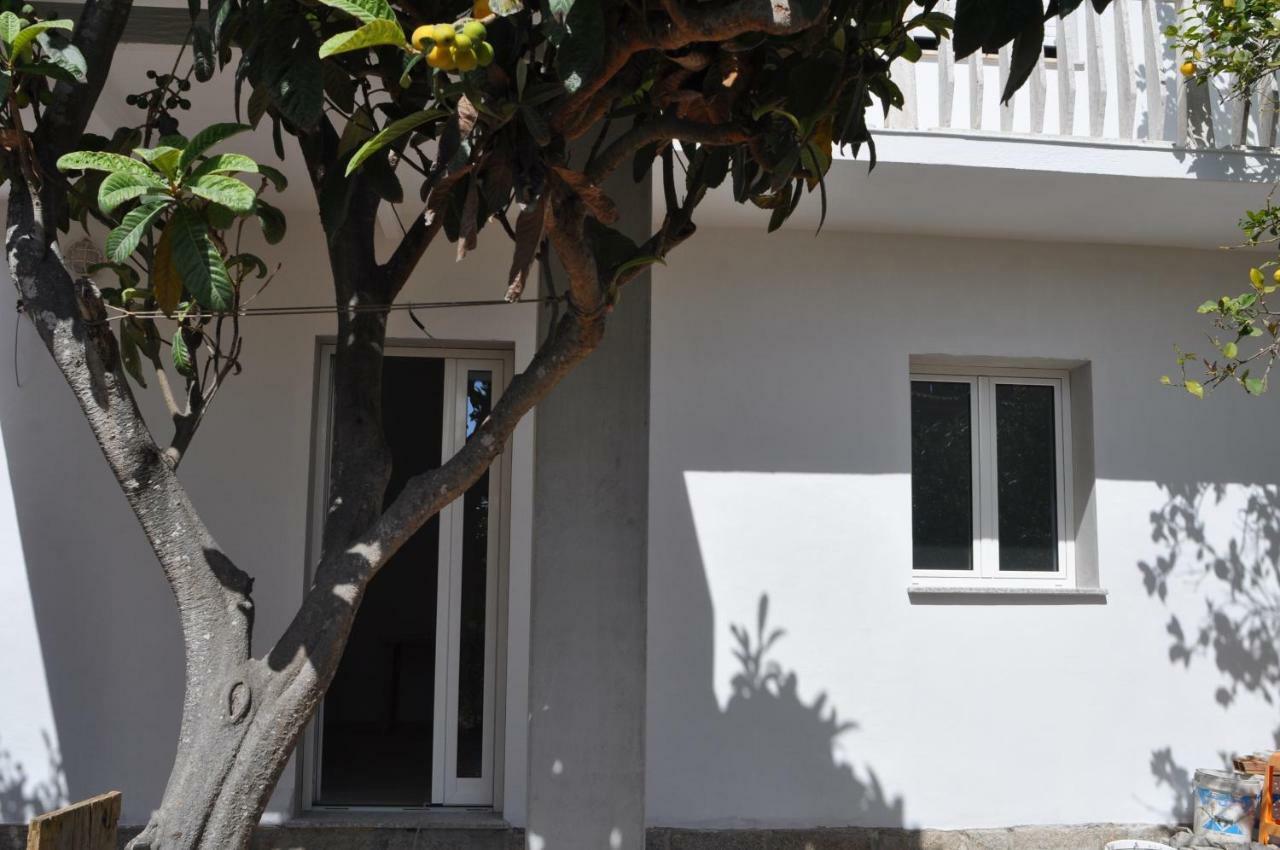 B&B Les Chambres Rooms & Suite Santa Teresa Gallura Exterior photo