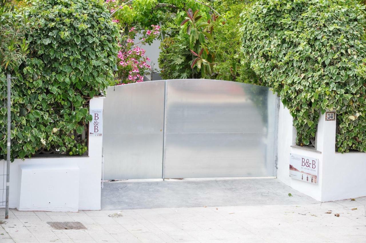 B&B Les Chambres Rooms & Suite Santa Teresa Gallura Exterior photo