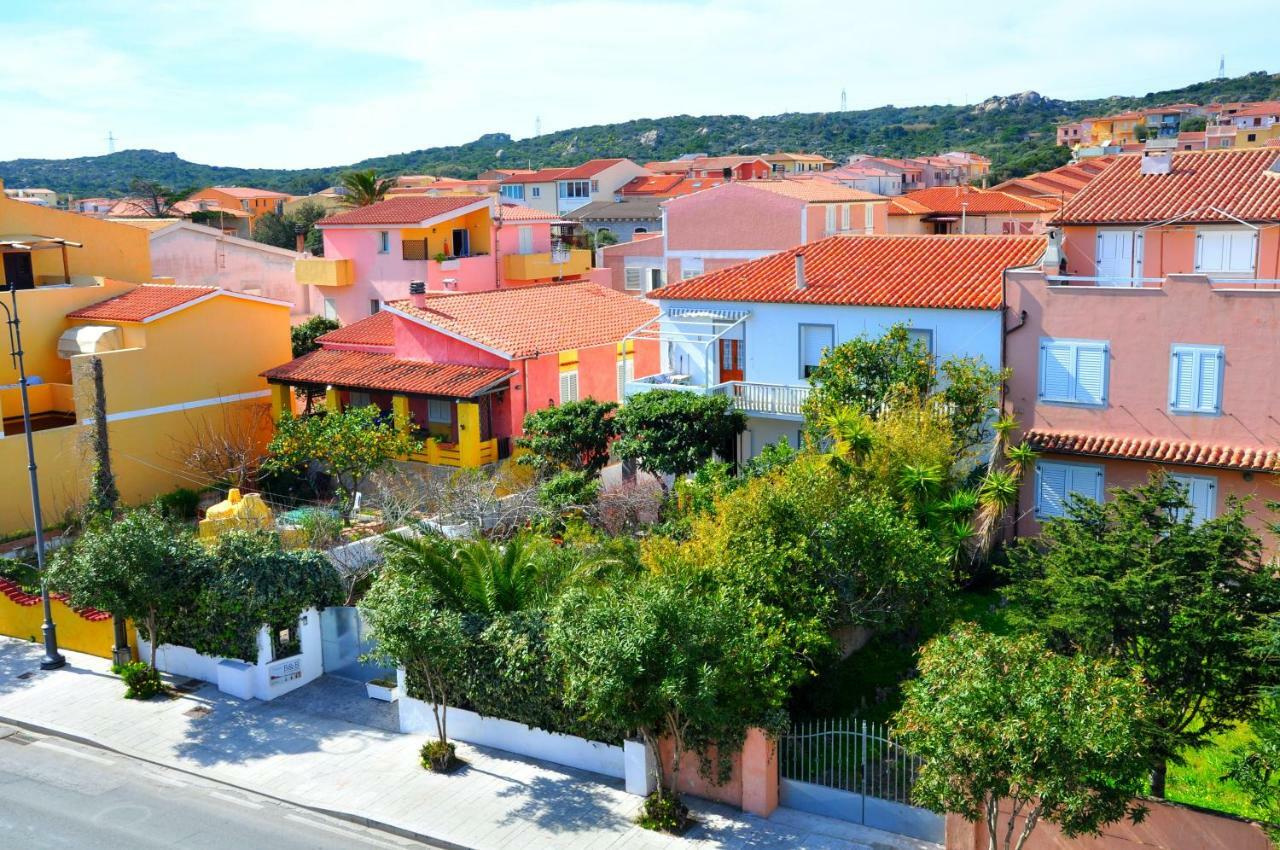B&B Les Chambres Rooms & Suite Santa Teresa Gallura Exterior photo